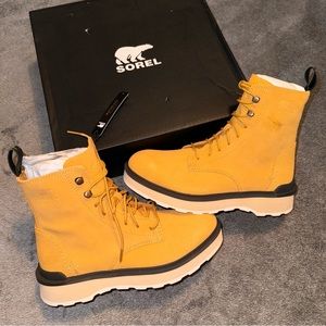 Sorel Women’s Combat Winter Boots Size 8 NWT